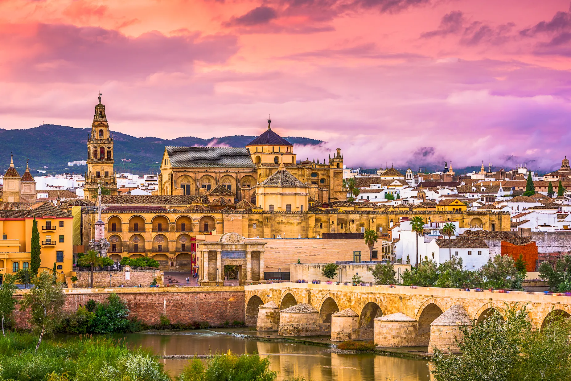 cordoba-spain-skyline-2023-11-27-05-27-15-utc